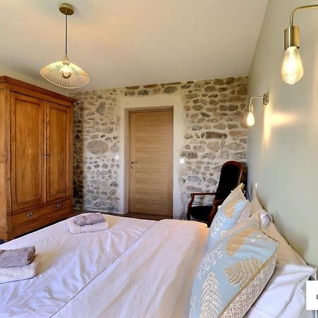 הוילה Toulaud La Ferme D' Helyette מראה חיצוני תמונה